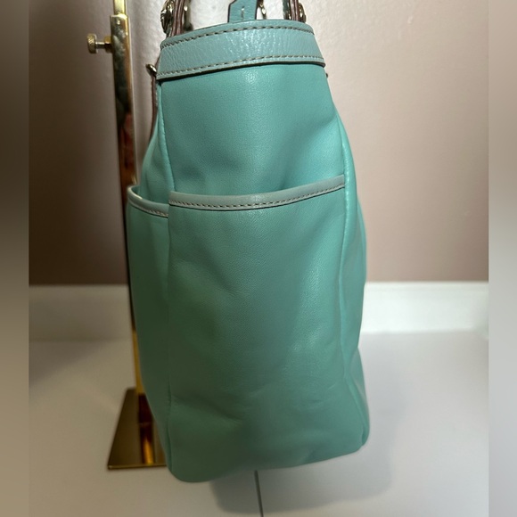 Coach EUC Turquoise Leather Pleated Gallery Shoulder Tote with COA - Picture 11 of 17